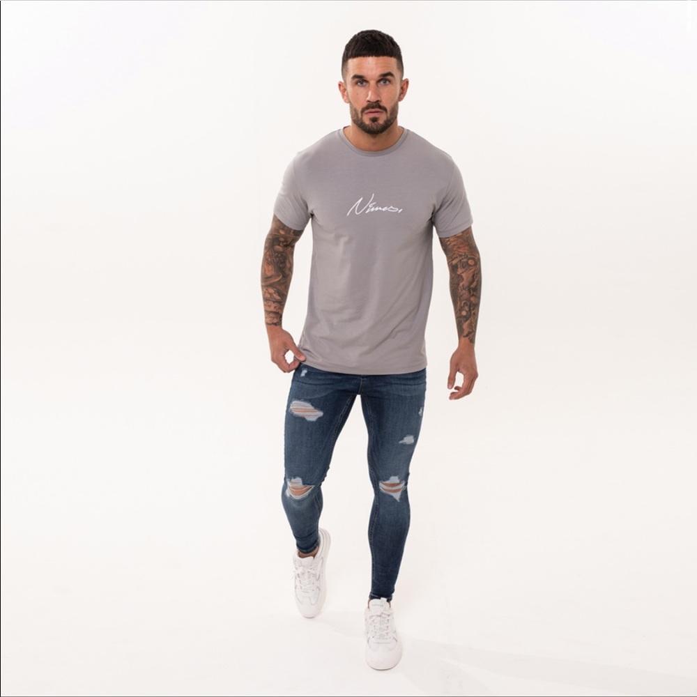 Nîmes dark blue distressed jeans